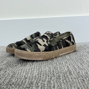 Esprit, size 10, camo slip ons